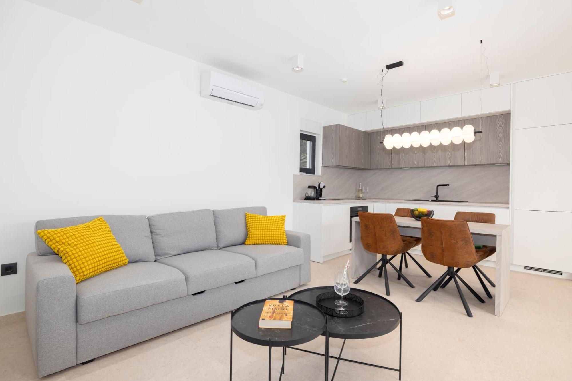 Silva Maris Apartments Makarska Buitenkant foto